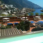 Posa Posa 4*
