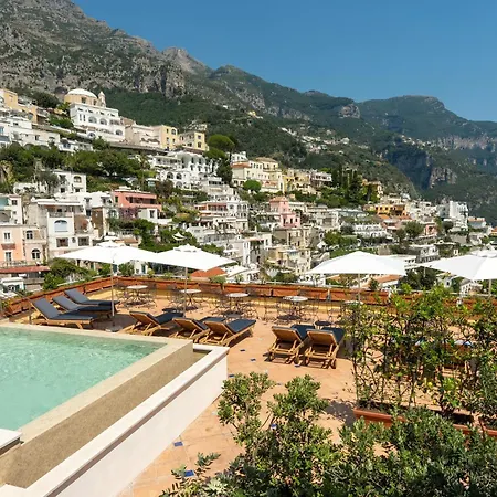 Posa Posa Positano