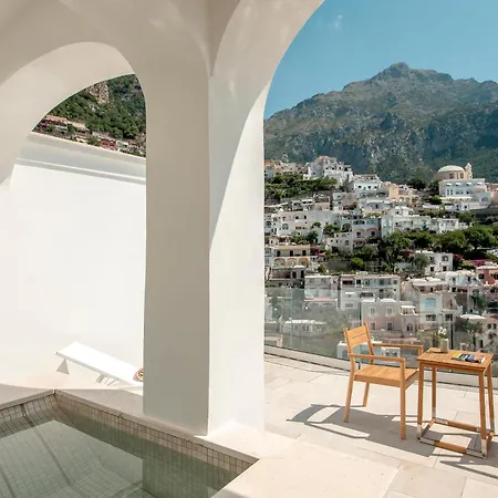 珀萨珀萨酒店 酒店 4*