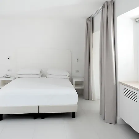 Posa Posa Hotel 4*