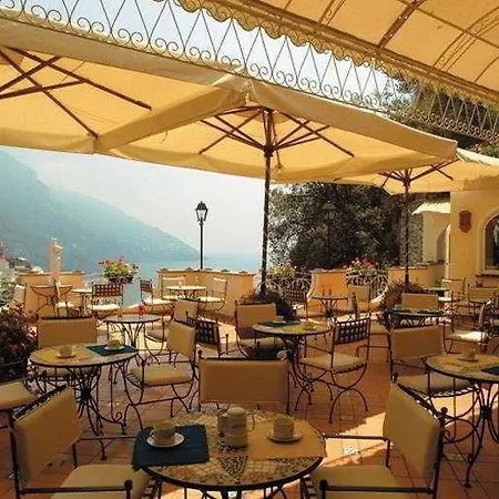 Posa Posa Hotel 4*
